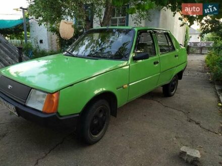 ЗАЗ 1103 Славута 2004 в Желтых Водах на Automoto.ua Зеленый ЗАЗ 1103 Славута, объемом двигателя 1.2 л и пробегом 100 тыс. км за 600 $, фото 1 на Automoto.ua