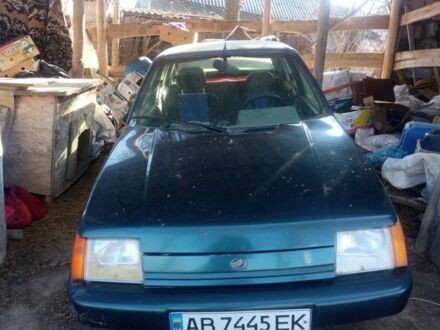 ЗАЗ 1103 Славута 2004 у Могилев-Подольском на Automoto.ua Зелений ЗАЗ 1103 Славута, об'ємом двигуна 1.2 л та пробігом 46 тис. км за 750 $, фото 1 на Automoto.ua