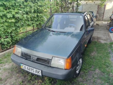 ЗАЗ 1103 Славута 2005 у Черкасах на Automoto.ua Зелений ЗАЗ 1103 Славута, об'ємом двигуна 1.2 л та пробігом 223 тис. км за 1600 $, фото 1 на Automoto.ua