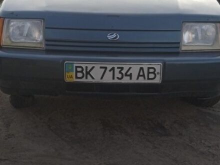 ЗАЗ 1103 Славута 2005 у Рівному на Automoto.ua Зелений ЗАЗ 1103 Славута, об'ємом двигуна 1 л та пробігом 21 тис. км за 1200 $, фото 1 на Automoto.ua