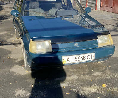 ЗАЗ 1103 Славута 2005 у Белой Церкве на Automoto.ua Зелений ЗАЗ 1103 Славута, об'ємом двигуна 1.2 л та пробігом 130 тис. км за 713 $, фото 1 на Automoto.ua