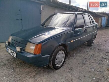 ЗАЗ 1103 Славута 2005 у Жмеренке на Automoto.ua Зелений ЗАЗ 1103 Славута, об'ємом двигуна 1.2 л та пробігом 87 тис. км за 1050 $, фото 1 на Automoto.ua