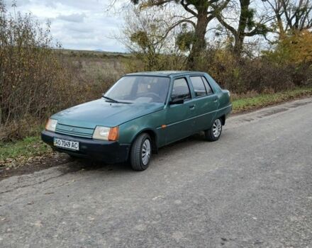 ЗАЗ 1103 Славута 2005 в Ужгороде на Automoto.ua Зеленый ЗАЗ 1103 Славута, объемом двигателя 1 л и пробегом 40 тыс. км за 700 $, фото 1 на Automoto.ua