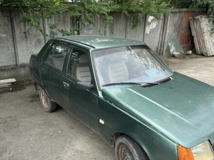 ЗАЗ 1103 Славута 2005 в Запорожье на Automoto.ua Зеленый ЗАЗ 1103 Славута, объемом двигателя 1.2 л и пробегом 83 тыс. км за 385 $, фото 1 на Automoto.ua