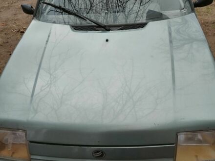 ЗАЗ 1103 Славута 2006 у Миколаєві на Automoto.ua Зелений ЗАЗ 1103 Славута, об'ємом двигуна 1.3 л та пробігом 184 тис. км за 1300 $, фото 1 на Automoto.ua