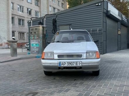 ЗАЗ 1103 Славута 2006 в Запорожье на Automoto.ua Зеленый ЗАЗ 1103 Славута, объемом двигателя 1.2 л и пробегом 300 тыс. км за 850 $, фото 1 на Automoto.ua