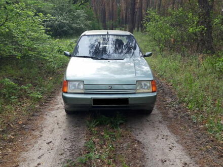 ЗАЗ 1103 Славута 2007 у Новомосковске на Automoto.ua Зелений ЗАЗ 1103 Славута, об'ємом двигуна 1.2 л та пробігом 167 тис. км за 1900 $, фото 1 на Automoto.ua