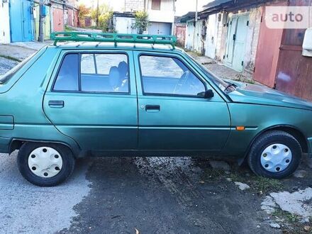 ЗАЗ 1103 Славута 2007 у Вышгороде на Automoto.ua Зелений ЗАЗ 1103 Славута, об'ємом двигуна 1.2 л та пробігом 71 тис. км за 1400 $, фото 1 на Automoto.ua