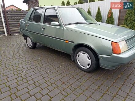 Зеленый ЗАЗ 1103 Славута, объемом двигателя 1.3 л и пробегом 300 тыс. км за 1650 $, фото 1 на Automoto.ua