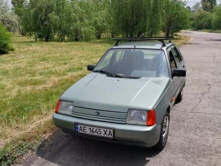 ЗАЗ 1103 Славута 2009 в Кривом Роге на Automoto.ua Зеленый ЗАЗ 1103 Славута, объемом двигателя 1.3 л и пробегом 62 тыс. км за 2400 $, фото 1 на Automoto.ua