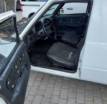Белый ЗАЗ 1105 Дана, объемом двигателя 1.2 л и пробегом 181 тыс. км за 1000 $, фото 3 на Automoto.ua