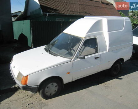 Белый ЗАЗ 1105 Дана, объемом двигателя 1.2 л и пробегом 100 тыс. км за 1300 $, фото 2 на Automoto.ua