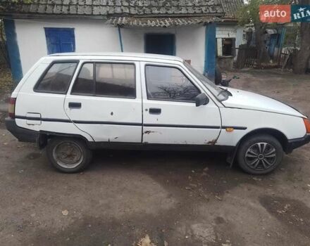 Белый ЗАЗ 1105 Дана, объемом двигателя 1.2 л и пробегом 105 тыс. км за 530 $, фото 2 на Automoto.ua