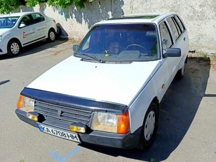 ЗАЗ 1105 Дана 1995 у Києві на Automoto.ua Білий ЗАЗ 1105 Дана, об'ємом двигуна 1.1 л та пробігом 189 тис. км за 1000 $, фото 1 на Automoto.ua