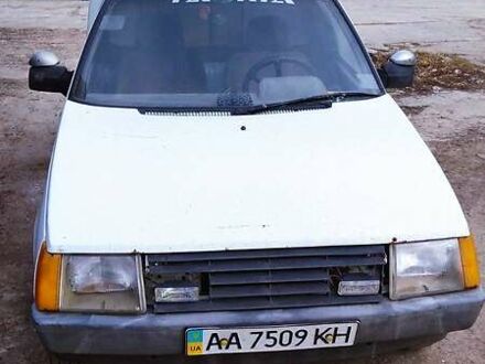 ЗАЗ 1105 Дана 2003 у Києві на Automoto.ua Білий ЗАЗ 1105 Дана, об'ємом двигуна 1.2 л та пробігом 290 тис. км за 1000 $, фото 1 на Automoto.ua