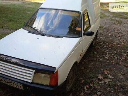 ЗАЗ 1105 Дана 2004 у Черкасах на Automoto.ua Білий ЗАЗ 1105 Дана, об'ємом двигуна 1.2 л та пробігом 230 тис. км за 800 $, фото 1 на Automoto.ua