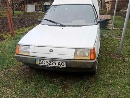 ЗАЗ 1105 Дана 2006 в Дрогобыче на Automoto.ua Белый ЗАЗ 1105 Дана, объемом двигателя 1.2 л и пробегом 102 тыс. км за 900 $, фото 1 на Automoto.ua