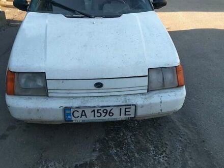 ЗАЗ 1105 Дана 2009 у Черкасах на Automoto.ua Білий ЗАЗ 1105 Дана, об'ємом двигуна 1.3 л та пробігом 111 тис. км за 1100 $, фото 1 на Automoto.ua