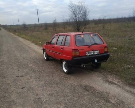 Красный ЗАЗ 1105 Дана, объемом двигателя 1.1 л и пробегом 100 тыс. км за 844 $, фото 6 на Automoto.ua