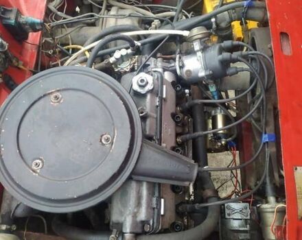 Красный ЗАЗ 1105 Дана, объемом двигателя 1.1 л и пробегом 100 тыс. км за 844 $, фото 5 на Automoto.ua