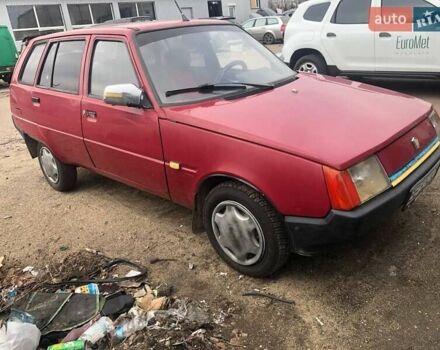 Червоний ЗАЗ 1105 Дана, об'ємом двигуна 1.1 л та пробігом 160 тис. км за 900 $, фото 6 на Automoto.ua
