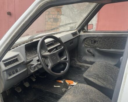 Белый ЗАЗ 1105, объемом двигателя 1.2 л и пробегом 300 тыс. км за 750 $, фото 3 на Automoto.ua