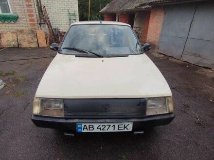 ЗАЗ 1105 2004 в Виннице на Automoto.ua Бежевый ЗАЗ 1105, объемом двигателя 1.2 л и пробегом 156 тыс. км за 481 $, фото 1 на Automoto.ua
