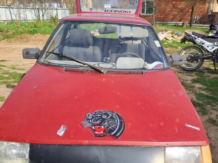 ЗАЗ 1105 2003 у Чернівцях на Automoto.ua Червоний ЗАЗ 1105, об'ємом двигуна 0 л та пробігом 68 тис. км за 350 $, фото 1 на Automoto.ua
