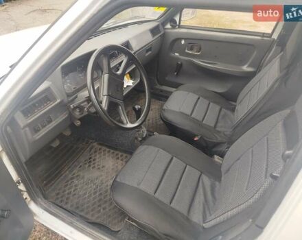 Белый ЗАЗ 110558, объемом двигателя 1.2 л и пробегом 100 тыс. км за 2400 $, фото 5 на Automoto.ua