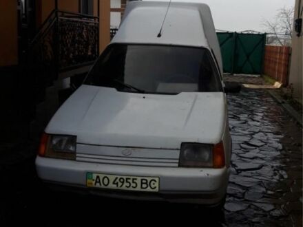 ЗАЗ 110558 2003 у Мукачеве на Automoto.ua Білий ЗАЗ 110558, об'ємом двигуна 1.2 л та пробігом 90 тис. км за 900 $, фото 1 на Automoto.ua