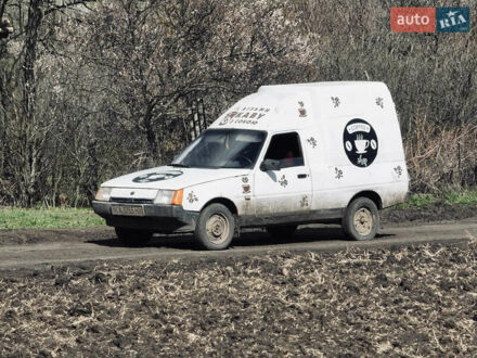 ЗАЗ 110558 2003 в Покровском на Automoto.ua Белый ЗАЗ 110558, объемом двигателя 1.2 л и пробегом 42 тыс. км за 1100 $, фото 1 на Automoto.ua