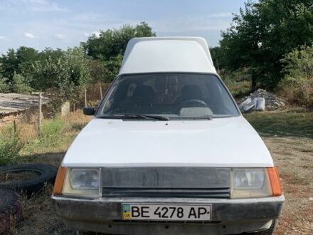 ЗАЗ 110558 2004 в Первомайск на Automoto.ua Белый ЗАЗ 110558, объемом двигателя 1.2 л и пробегом 219 тыс. км за 800 $, фото 1 на Automoto.ua