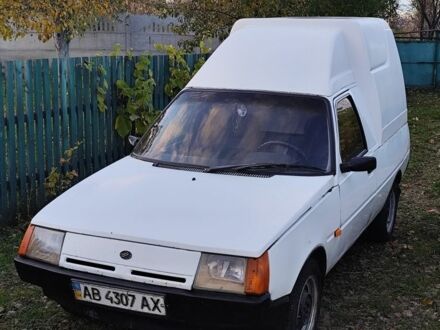 ЗАЗ 110558 2004 в Андрушевке на Automoto.ua Белый ЗАЗ 110558, объемом двигателя 1.2 л и пробегом 260 тыс. км за 857 $, фото 1 на Automoto.ua