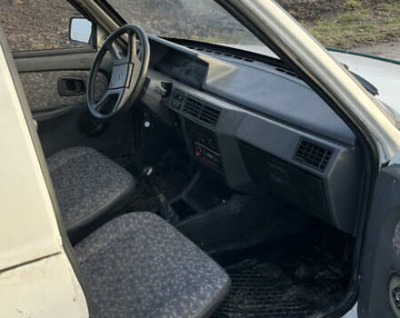 ЗАЗ 110558, об'ємом двигуна 1.2 л та пробігом 343 тис. км за 1000 $, фото 12 на Automoto.ua