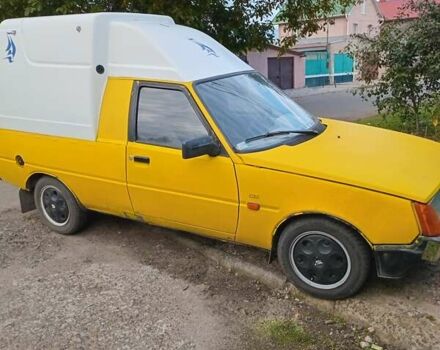 Жовтий ЗАЗ 110558, об'ємом двигуна 1.2 л та пробігом 270 тис. км за 950 $, фото 1 на Automoto.ua