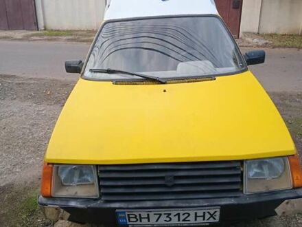 ЗАЗ 110558 2002 у Одесі на Automoto.ua Жовтий ЗАЗ 110558, об'ємом двигуна 1.2 л та пробігом 270 тис. км за 950 $, фото 1 на Automoto.ua