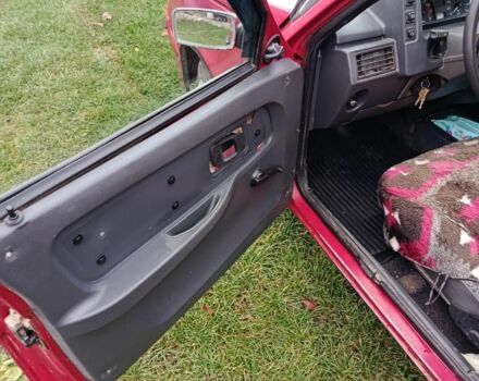 Червоний ЗАЗ 1125, об'ємом двигуна 1 л та пробігом 65 тис. км за 596 $, фото 5 на Automoto.ua