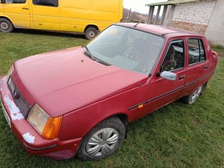 Червоний ЗАЗ 1125, об'ємом двигуна 1 л та пробігом 65 тис. км за 596 $, фото 1 на Automoto.ua