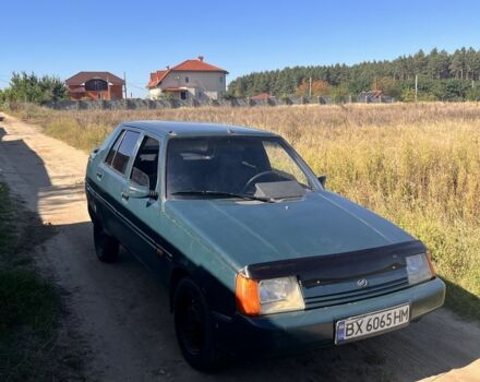 Зеленый ЗАЗ 1125, объемом двигателя 1.3 л и пробегом 143 тыс. км за 650 $, фото 1 на Automoto.ua