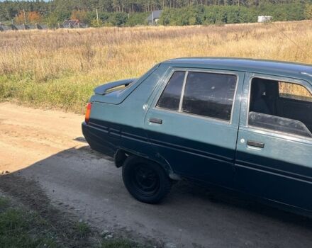 Зеленый ЗАЗ 1125, объемом двигателя 1.3 л и пробегом 143 тыс. км за 650 $, фото 3 на Automoto.ua