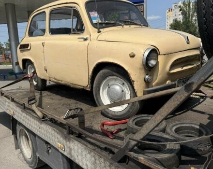 Желтый ЗАЗ 965, объемом двигателя 1.2 л и пробегом 30 тыс. км за 1100 $, фото 1 на Automoto.ua
