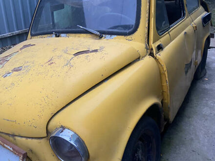 Желтый ЗАЗ 965, объемом двигателя 0 л и пробегом 100 тыс. км за 400 $, фото 1 на Automoto.ua