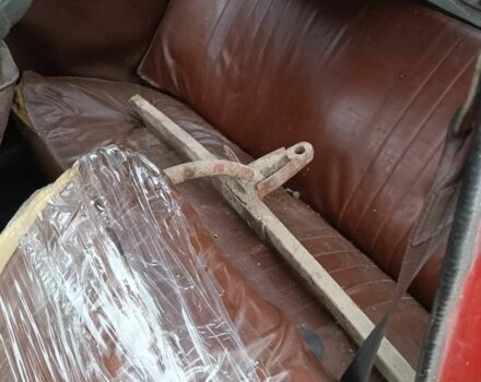 Красный ЗАЗ 966, объемом двигателя 0 л и пробегом 99 тыс. км за 372 $, фото 9 на Automoto.ua