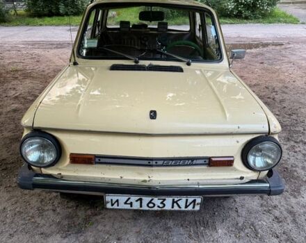 Желтый ЗАЗ 968, объемом двигателя 1.2 л и пробегом 96 тыс. км за 900 $, фото 1 на Automoto.ua