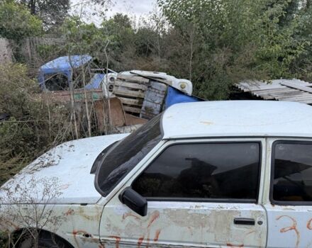 Белый ЗАЗ Другая, объемом двигателя 1.3 л и пробегом 50 тыс. км за 200 $, фото 2 на Automoto.ua