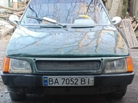 Зеленый ЗАЗ Другая, объемом двигателя 1.1 л и пробегом 150 тыс. км за 405 $, фото 1 на Automoto.ua