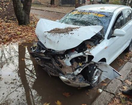 ЗАЗ Форза 2012 в Николаеве на Automoto.ua Белый ЗАЗ Форза, объемом двигателя 1.5 л и пробегом 120 тыс. км за 1500 $, фото 2 на Automoto.ua
