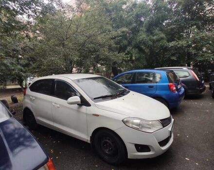 Белый ЗАЗ Форза, объемом двигателя 1.5 л и пробегом 192 тыс. км за 2500 $, фото 2 на Automoto.ua