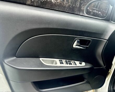 Білий ЗАЗ Форза, об'ємом двигуна 1.5 л та пробігом 120 тис. км за 3310 $, фото 5 на Automoto.ua