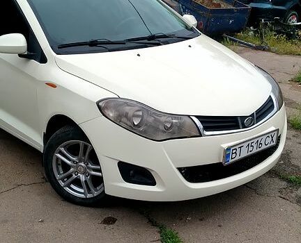 Білий ЗАЗ Форза, об'ємом двигуна 1.5 л та пробігом 120 тис. км за 3600 $, фото 1 на Automoto.ua